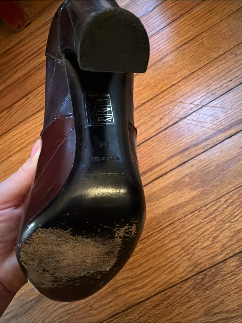 Burberry Burgundy and Black Leather Colorblock Pumps - Picture 3 of 9